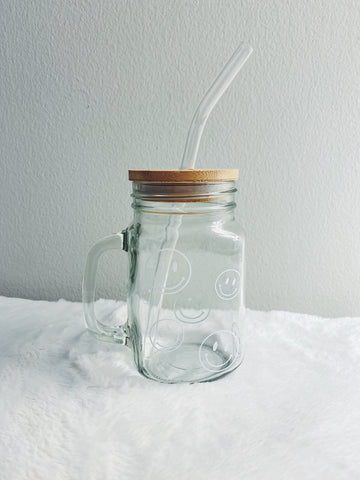 Smiley face mason jar glass mug w/ bamboo lid & glass straw